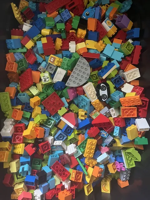 Lego Duplo - 5 Pound Lb Lot Of Bulk Pieces Great Assortment Animals Minifigures
