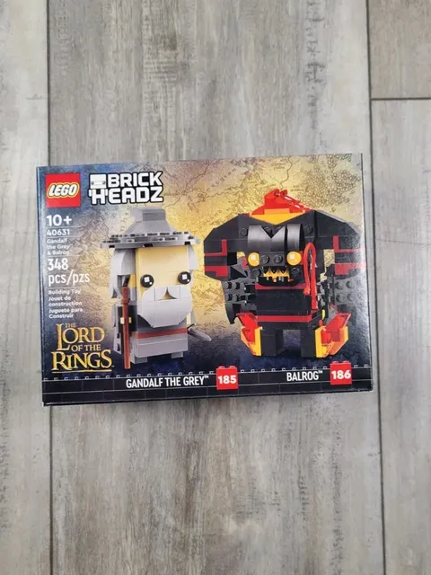LEGO BRICKHEADZ: Gandalf the Grey & Balrog (40631)
