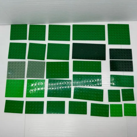 Lego Plates - Assorted Green Plate In Assorted Sizes Lot Of 30