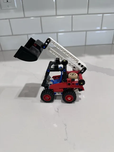 LEGO Technic Skid Steer Loader (42116) – Complete & Built – Great Condition
