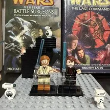 LEGO Star Wars Obi-Wan Kenobi & Anakin Skywalker Minifigures with Droids