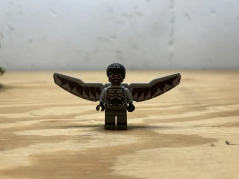 lego falcon minifigure marvel, Red Wing