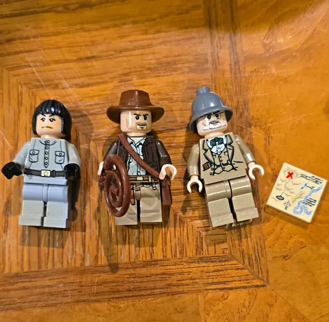 LEGO Indiana Jones Minifigure Lot of 3 w/ Whip, Map Tile & Accessories