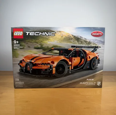 LEGO Technic Bugatti Chiron Pur Sport 42222 Asphalt Legends 771pcs