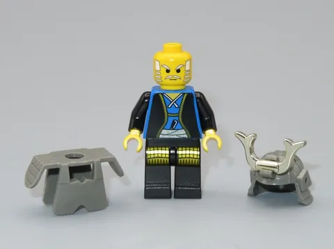 LEGO Vintage Shogun Ninja armor blue chrome gold horn minifigure 6083 6089