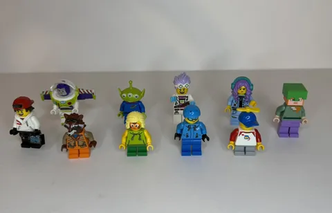 Lot Of Ten Lego Minifigures From Different Sets Pre-Owned 