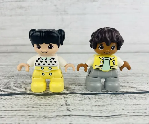 Lego Duplo Set Of 2 Girl & Boy Minifigure Yellow Gray Toy Figures
