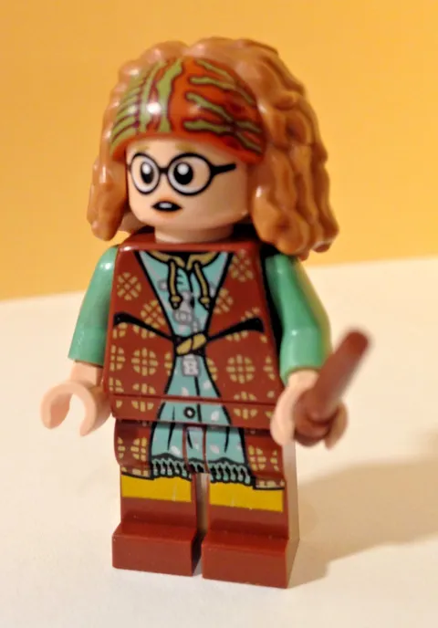 Lego hp332 Professor Sybill Trelawney - Minifigure - Harry Potter - dual head