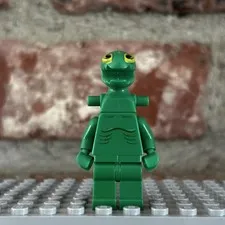 LEGO Frenzy & Officer Minifigure 5971 Space Police III 3 sp091 Alien Retired