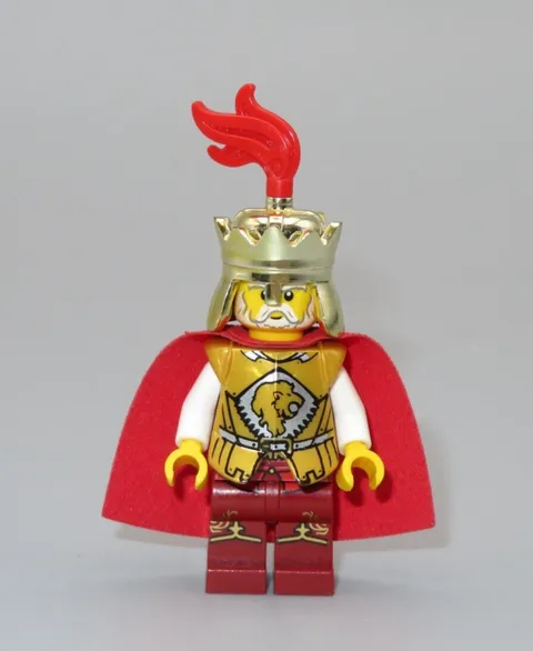 LEGO Castle Kingdoms Lion King gold armor minifigure 7946 King's Castle