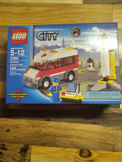 LEGO CITY: Satellite Launch Pad (3366)