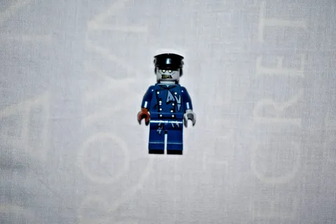 Lego Minifigure Zombie Driver, Lego Monster Fighters