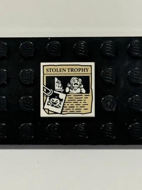 NEW Lego City 2x2 WHITE TILE Scooby-Doo Stolen Trophy Newspaper Article 75901