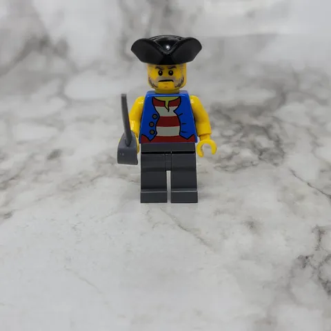 Lego Pirate Minifigure Pirates 31109