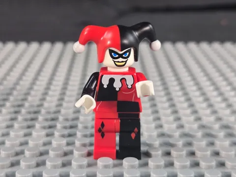 Lego DC Harley Quinn - White Hands bat026 SHIPS Saturday