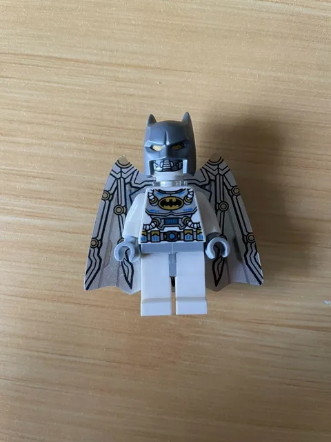 LEGO Space Batman Minifigure sh0146 from 76025