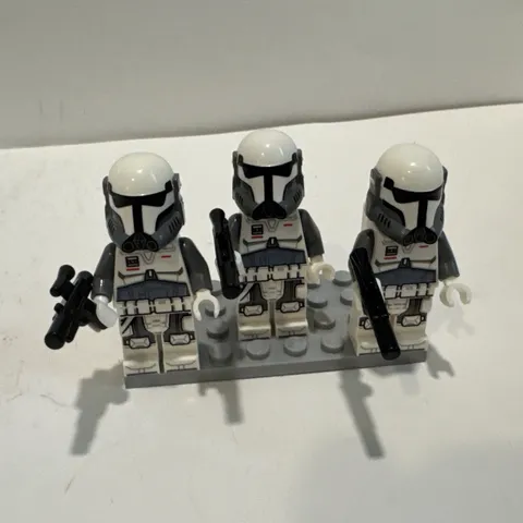 LEGO Star Wars Imperial Commando w Jet Pack & Medium Blaster from set: 75373