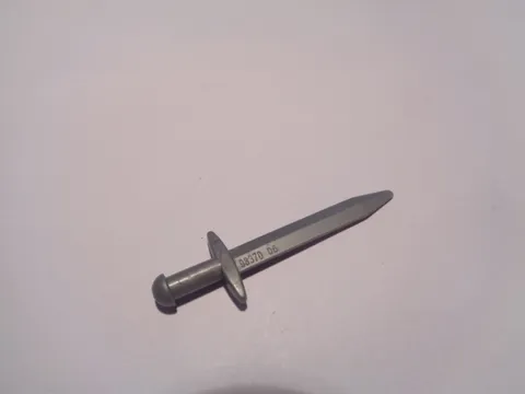 Lego Minifigure, Weapon Sword, Greatsword Pointed 18031 Flat Silver New