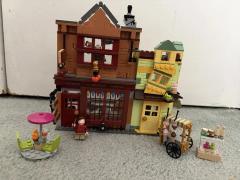 LEGO Harry Potter Quality Quidditch Supplies & Ice Cream Parlour 76408 Preowned