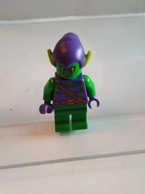 Green Goblin Minifigure Lego® from Spider-Man Hideout Set
