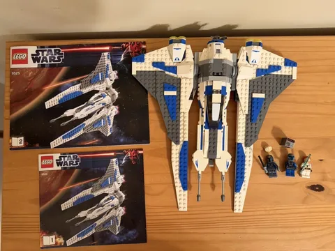 LEGO Star Wars 9525 Pre Vizsla's Mandalorian Fighter 100% Complete w/ Manuals
