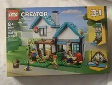 LEGO CREATOR: Cozy House (31139)