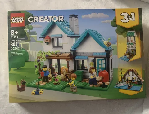 LEGO CREATOR: Cozy House (31139)