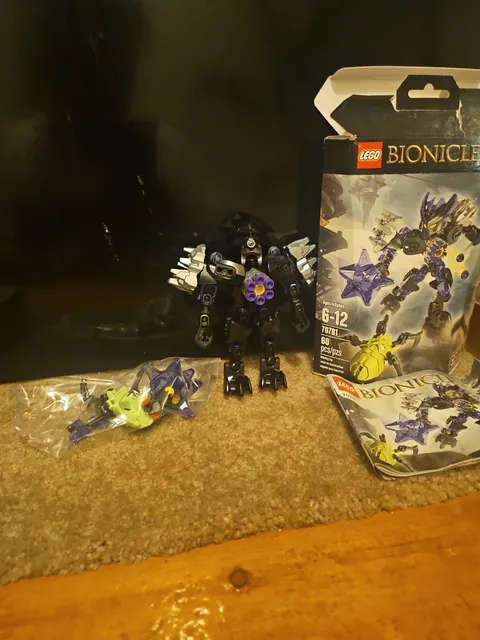 LEGO Bionicle Protector of Earth 70781 Complete Set 6-12 Canister