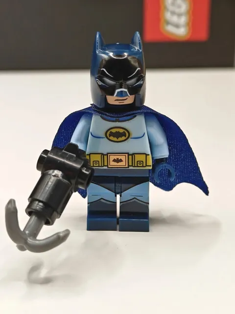 NEW DC Comics Batman (Sand Blue) Custom Lego Minifigure Classic TV Series 76052