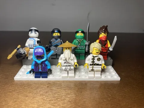 LEGO NINJAGO Minifigures Lot of 7 w/ Weapons
