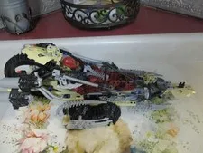 Lego Bionicle 8995 THORNATUS V9 - Incomplete