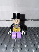 Lego Sh0647 - The Penguin - Medium Lavender Short Legs, Bright Vest