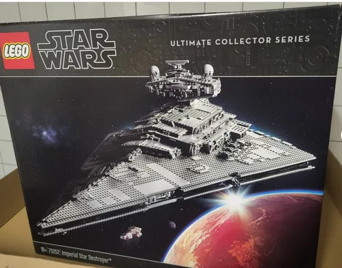 LEGO Star Wars: Imperial Star Destroyer (75252) NEW Sealed