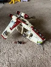 LEGO Set 75021 STAR WARS REPUBLIC GUNSHIP No Figures No Box No Manual