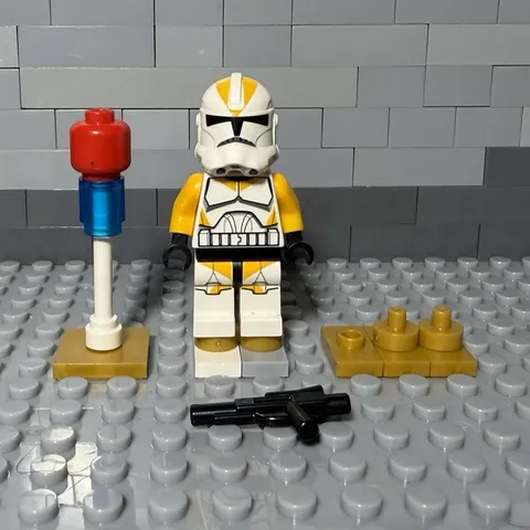 LEGO STAR WARS Umbaran 212th Clone Trooper w/ Blaster