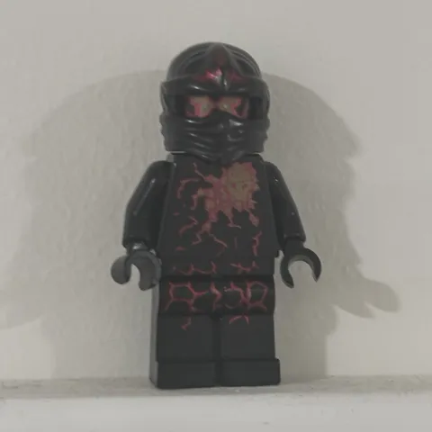 LEGO Ninjago: Cole NRG Minifigure (njo005) Rise of the Snakes