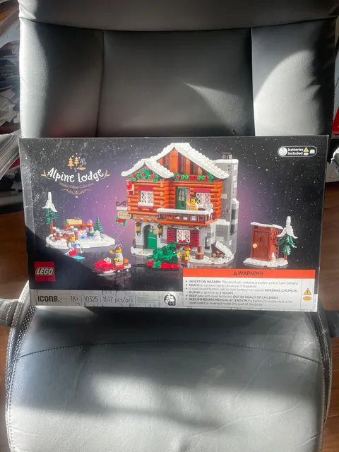 LEGO Icons 10325 Alpine Lodge - 24 Hour Handling - New & Sealed!