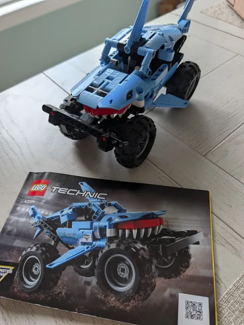 LEGO Monster Truck Jam Megalodon TECHNIC 42134 Shark Toy Complete