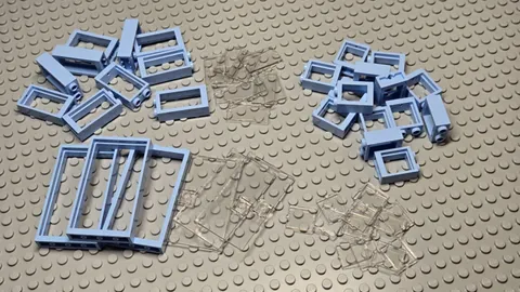 LEGO Lot of 27 Bright Light Blue Windows and Doors with Glass 1x2x2 1x2x3 1x4x6