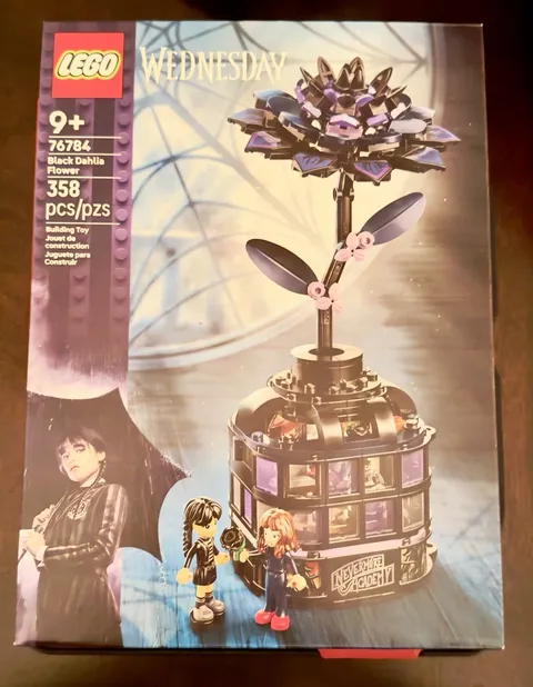 LEGO Wednesday Addams:✨Black Dahlia Flower (76784)  New/Sealed ✨FAST SHIPPING