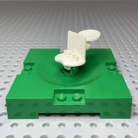 LEGO Sports Soccer Field Section 8x8 30492 + Minifigure Stand 30488 Vintage Rare