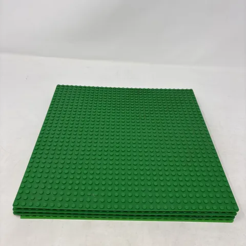 LEGO 32x32 Baseplate Lot Of 4 Green Base Plates 10" x 10" Grass Land