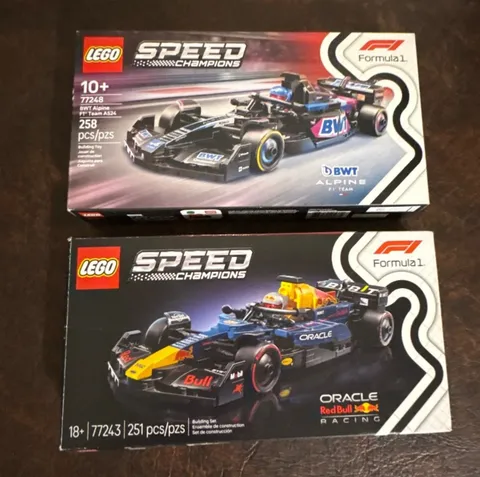 Lot of 2 Lego #77248 & #77243 SPEED CHAMPIONS Formula 1 Car Racing Redbull/BTW