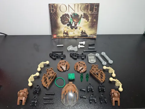 LEGO Bionicle Bohrok Pahrak 8560 with  Krana Mask and Instructions