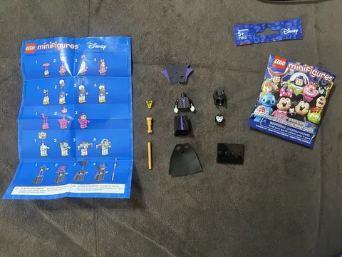 Read ~ New LEGO DISNEY Series 1 Collectible Minifigures 71012-6 Maleficent