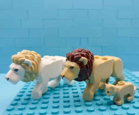 New Lego Animal Tan Lion White  Lion  Cub Tan  Your Choice 60301 60307