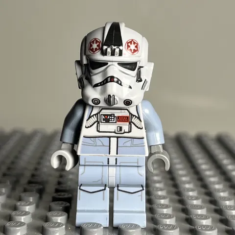 LEGO Star Wars AT-AT Driver Minifigure (75054 75075) sw0581 - 1O