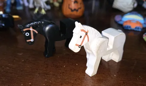 Vintage Lego Horse Set Of 2   Black White  Horses