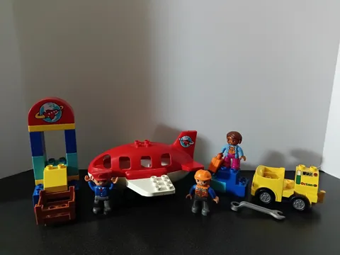 LEGO Duplo Airport set 10590 Replacement Pieces