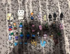 LEGO Minecraft Minifigure Assorted Lot